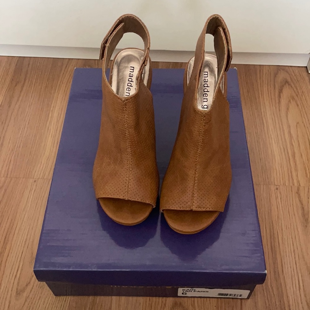Never worn Madden Girl wedge sandals
